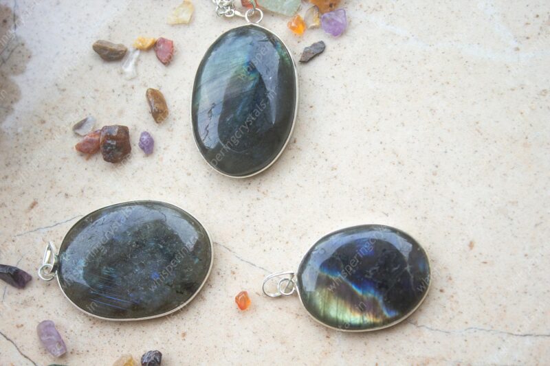 Labradorite Oval Pendant - Image 2